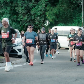 Runner Photo 3921248