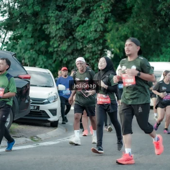 Runner Photo 3921258