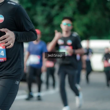 Runner Photo 3921338