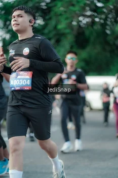 Runner Photo 3921353