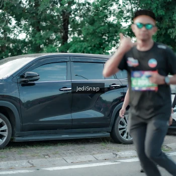 Runner Photo 3921413