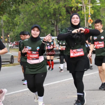 Runner Photo 3921443