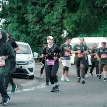 Runner Photo 3921456