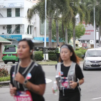 Runner Photo 3921480