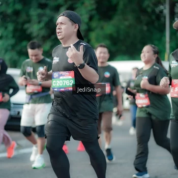 Runner Photo 3921567