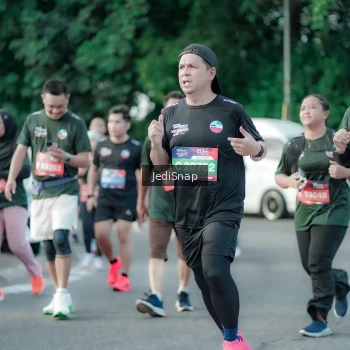 Runner Photo 3921576