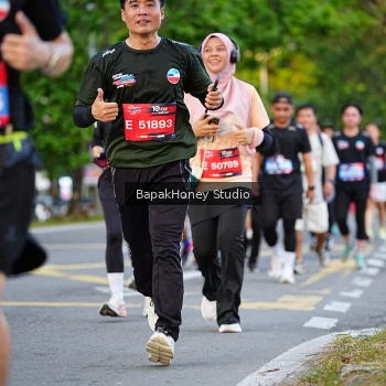 Runner Photo 3921579