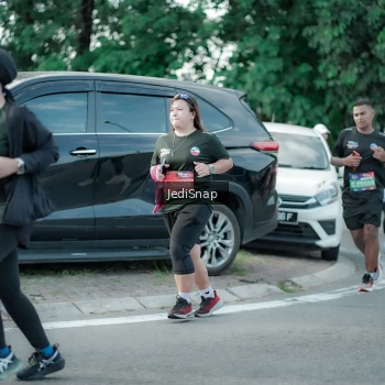 Runner Photo 3921655