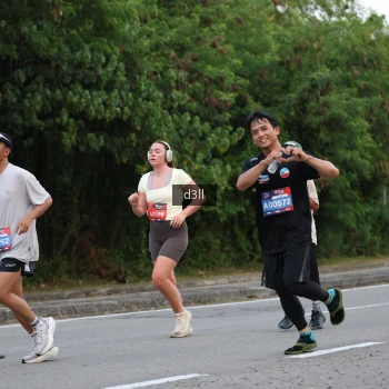 Runner Photo 3921663