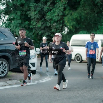 Runner Photo 3921691