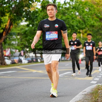 Runner Photo 3921719