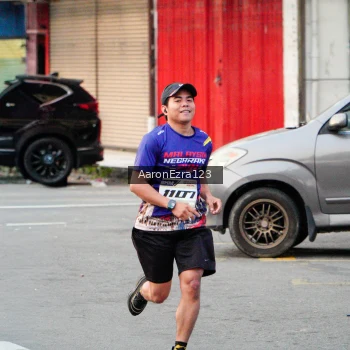 Runner Photo 3921741
