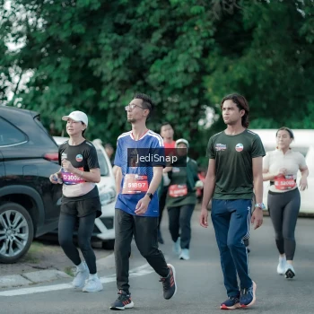 Runner Photo 3921747