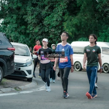 Runner Photo 3921754