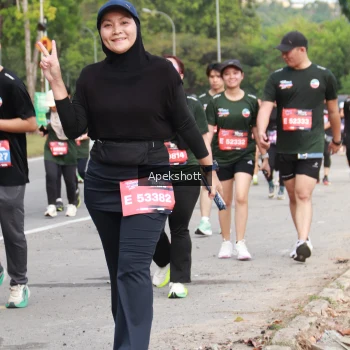 Runner Photo 3921795