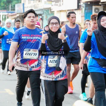 Runner Photo 3921815