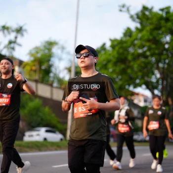 Runner Photo 3921835