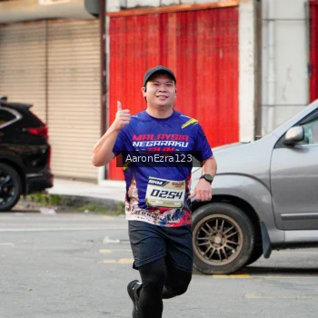 Runner Photo 3921873