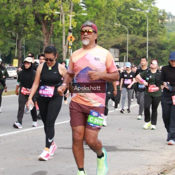 Runner Photo 3921882