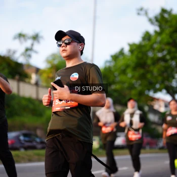 Runner Photo 3921888