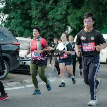 Runner Photo 3921945