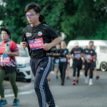 Runner Photo 3921952