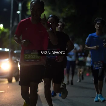 Runner Photo 3921972