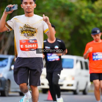 Runner Photo 3922025