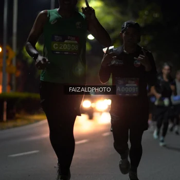 Runner Photo 3922575