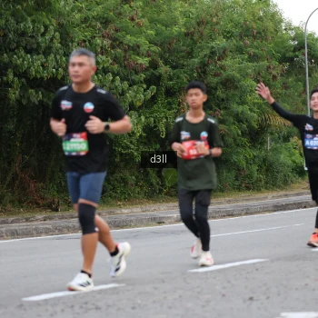 Runner Photo 3922945
