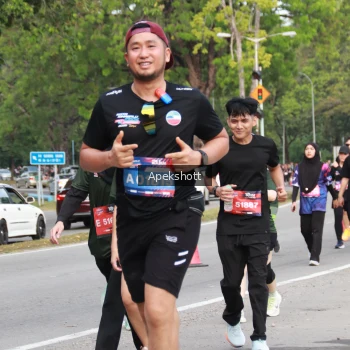 Runner Photo 3922946