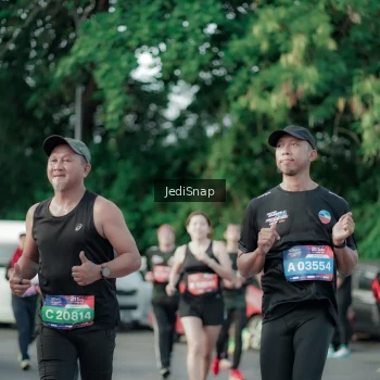 Runner Photo 3923242