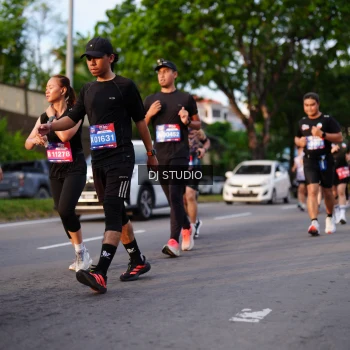 Runner Photo 3923245