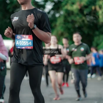 Runner Photo 3923281