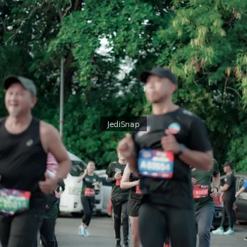 Runner Photo 3923290