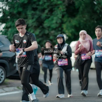 Runner Photo 3923436