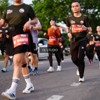 Runner Photo 3923455