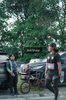 Runner Photo 3923549