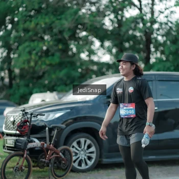 Runner Photo 3923576
