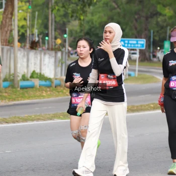 Runner Photo 3923642