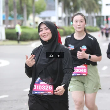Runner Photo 3923709