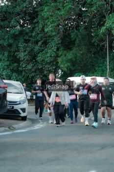 Runner Photo 3923734