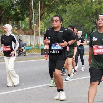 Runner Photo 3923743