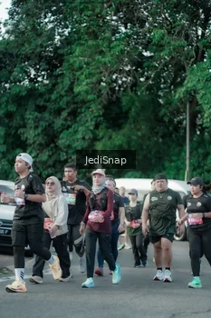 Runner Photo 3923822
