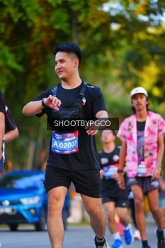 Runner Photo 3923835