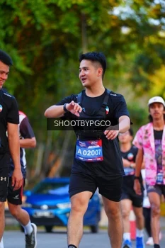 Runner Photo 3923925