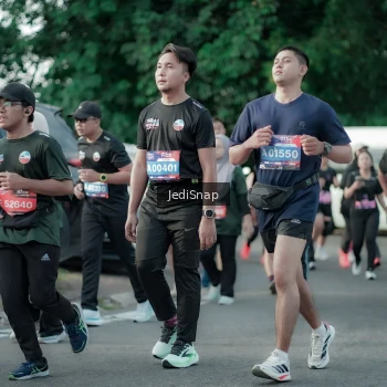 Runner Photo 3923977