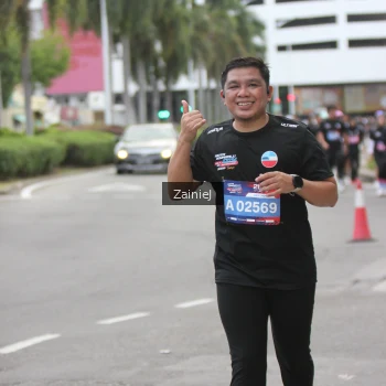 Runner Photo 3923988