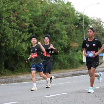 Runner Photo 3924357