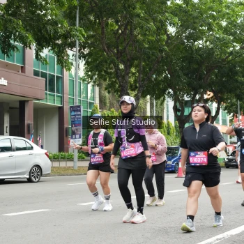 Runner Photo 3924443